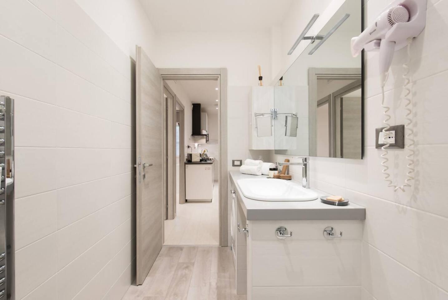 Romeeyes2020 Apartment